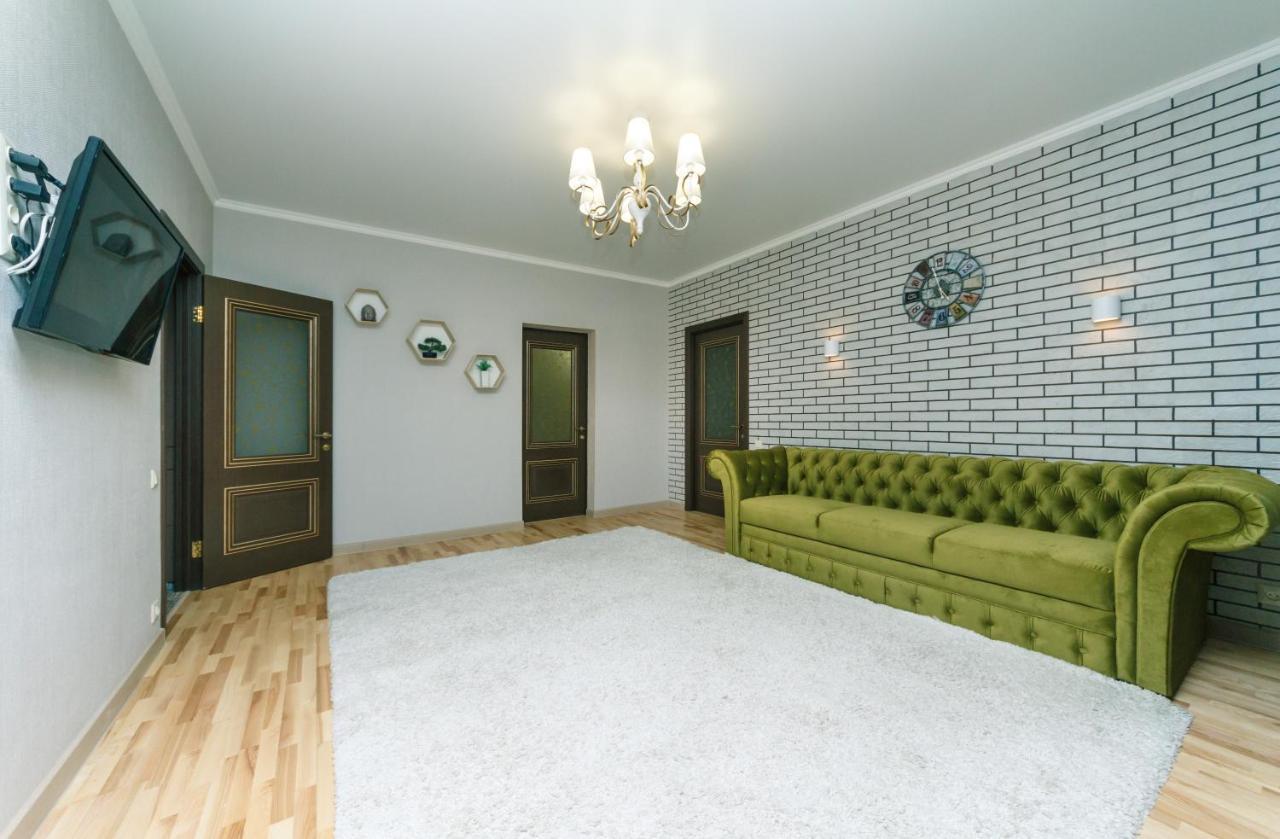 Bessarabsky Kvartal Kiev Exteriör bild